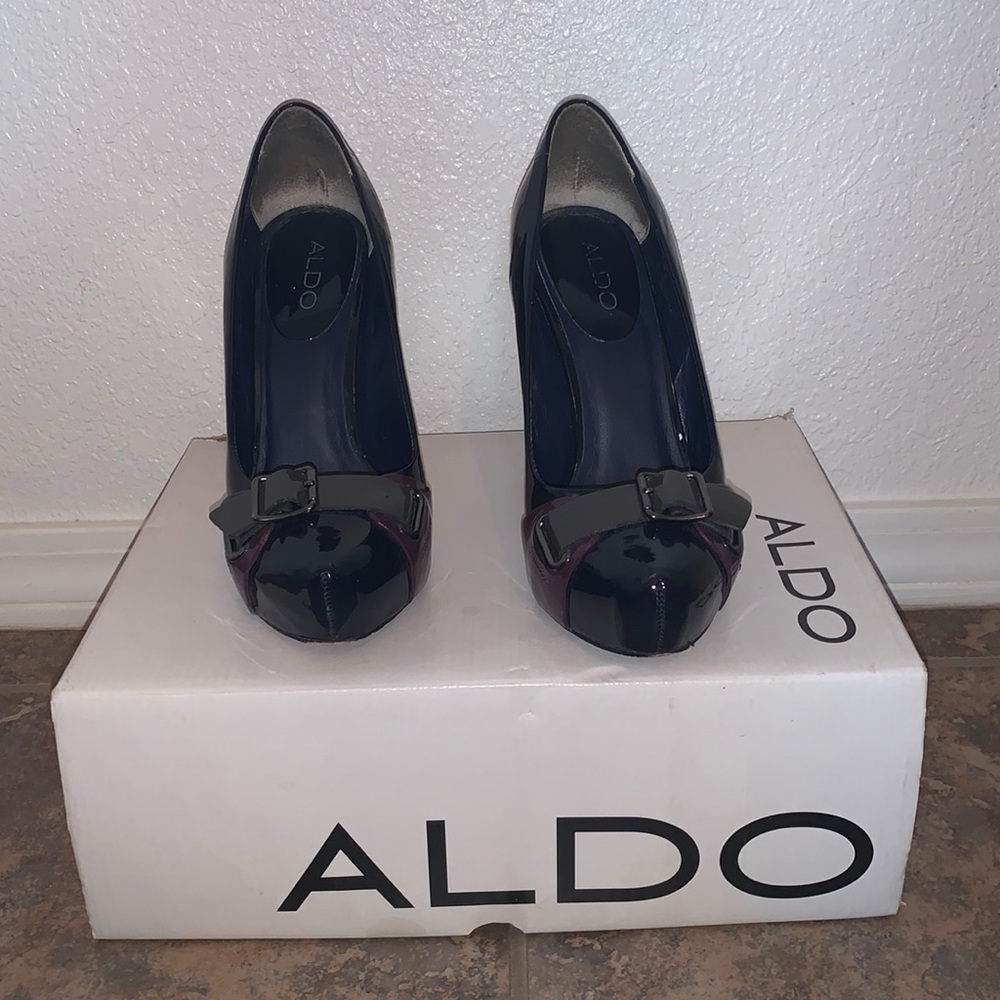 Dark blue and purple, closed toed, 4” Aldo heels. With box!